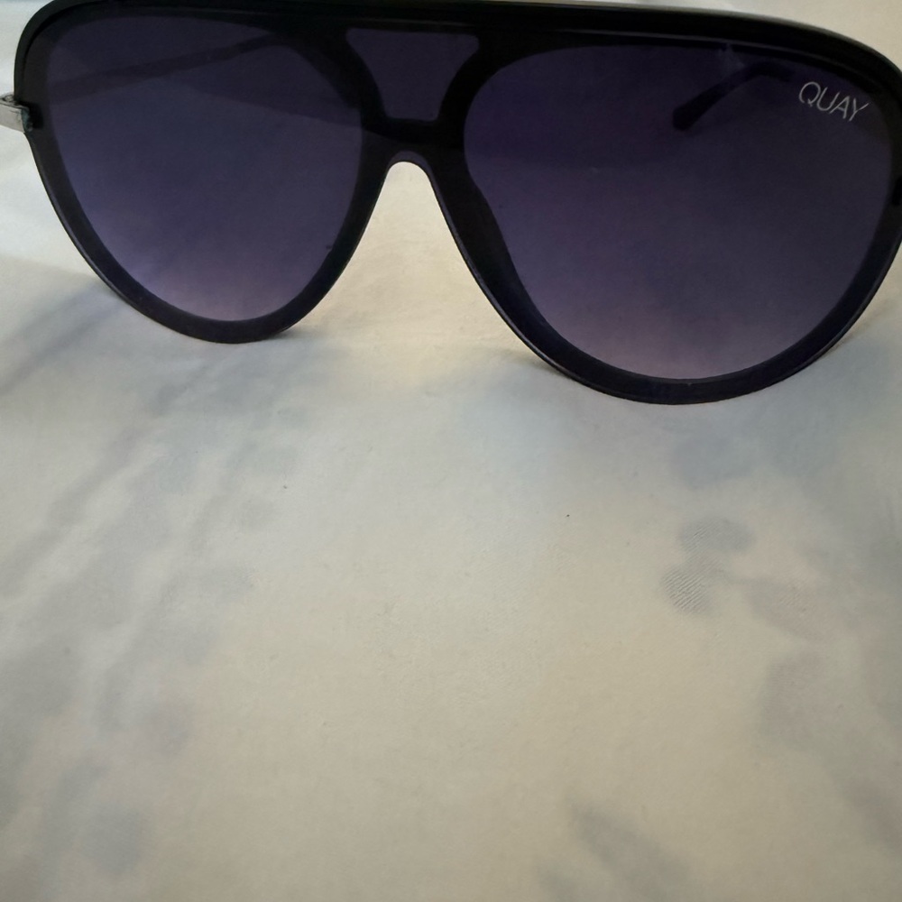 Quay Australia Dinero Black Sunglasses